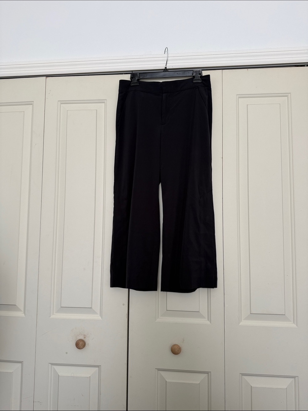 ATHLETA Black Wide-Leg Women's Pants